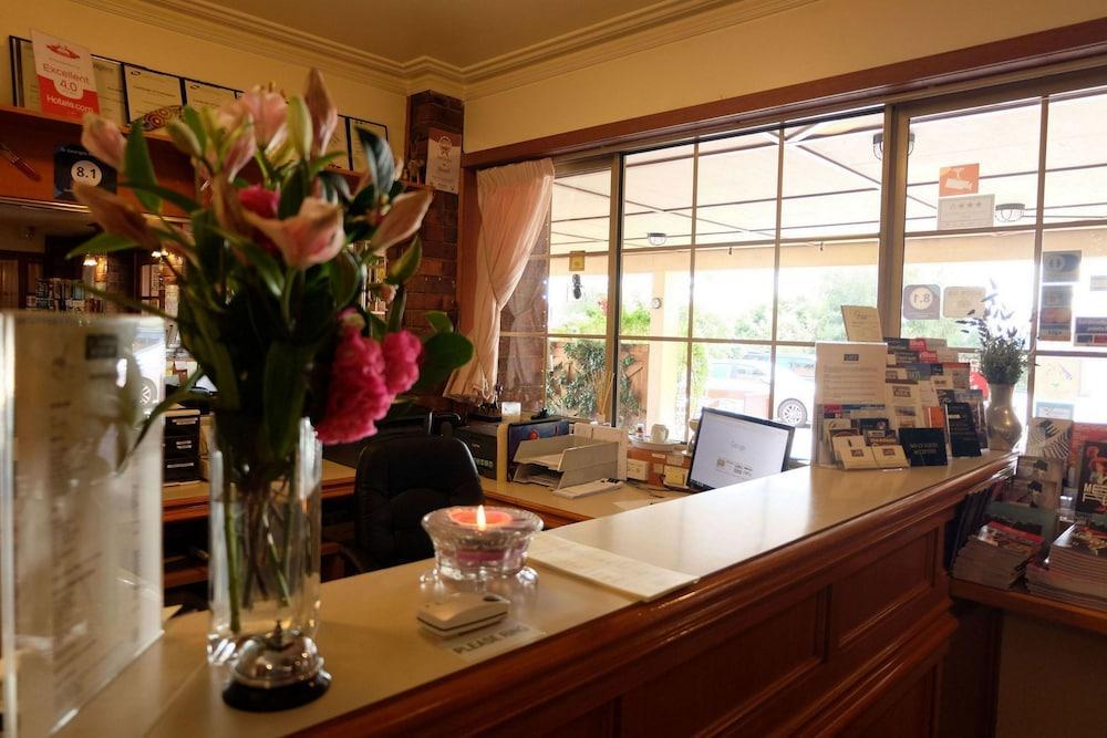 St Georges Motor Inn Melbourne Eksteriør billede