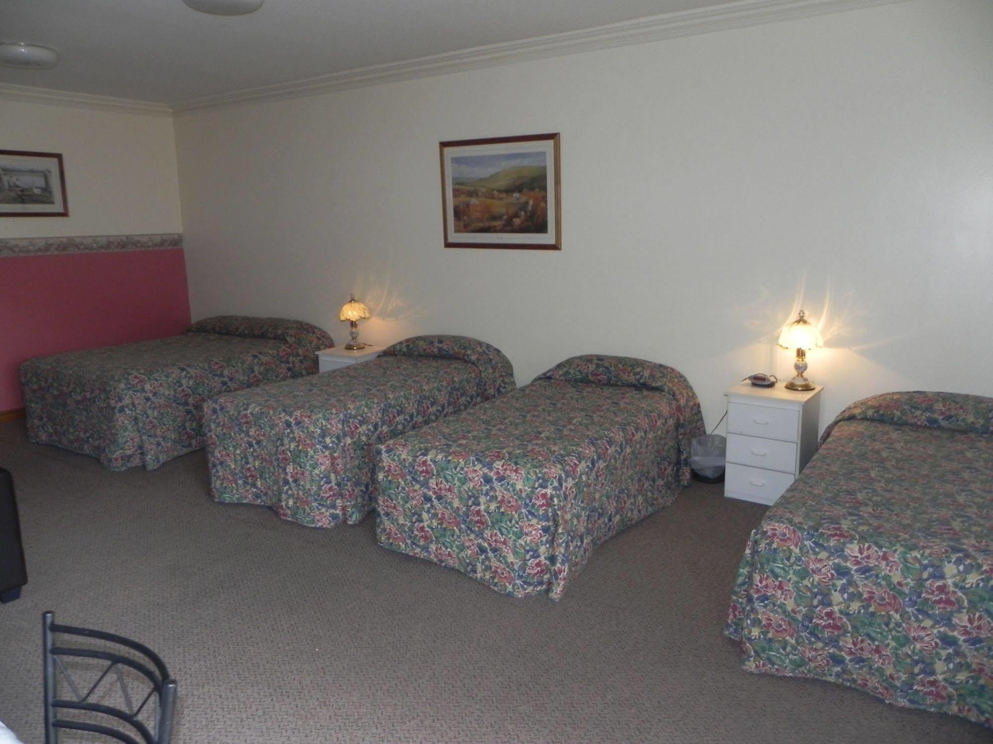 St Georges Motor Inn Melbourne Eksteriør billede