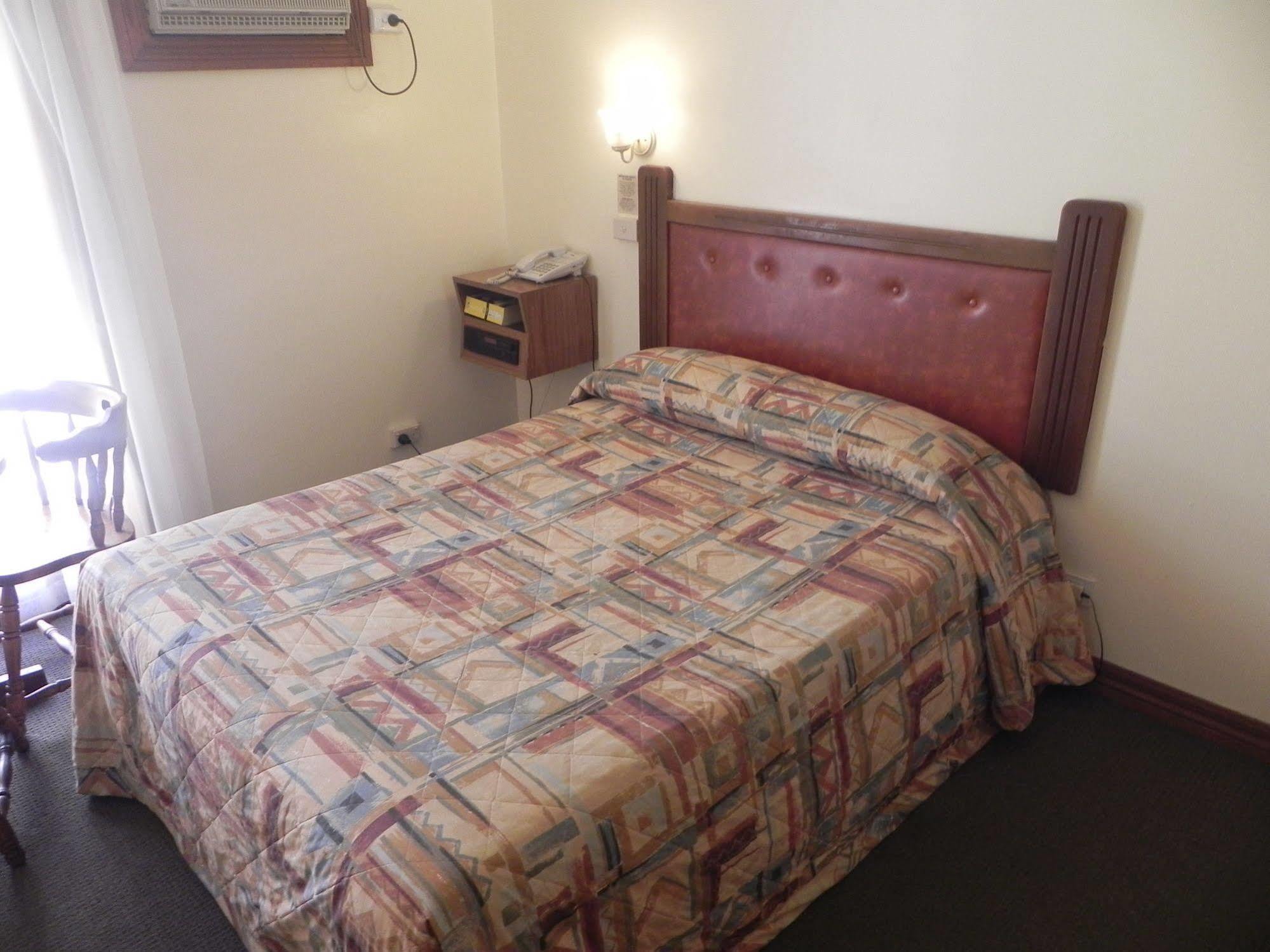 St Georges Motor Inn Melbourne Eksteriør billede