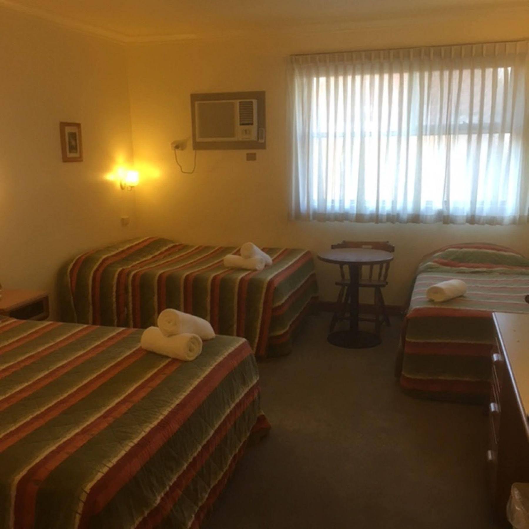 St Georges Motor Inn Melbourne Eksteriør billede